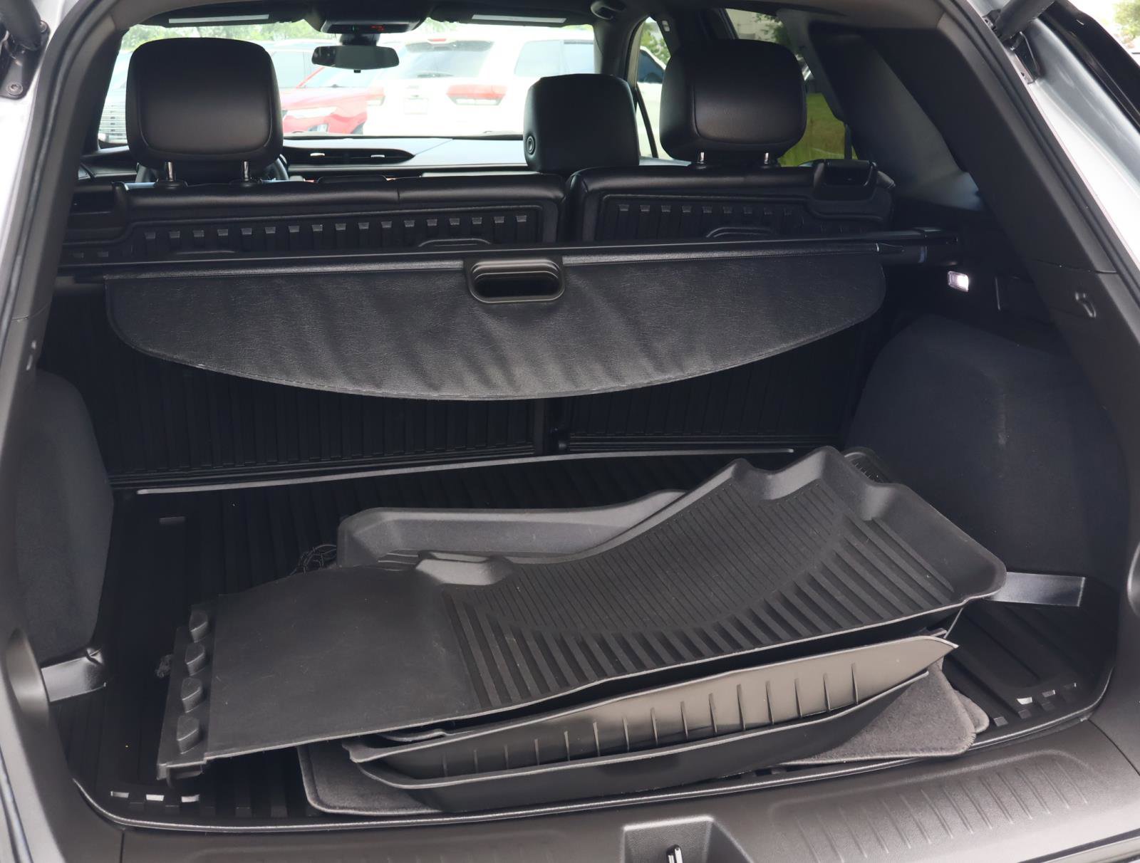 Used 2024 Cadillac XT5 Luxury w/ LPO, Floor Liner Package FWD image 19