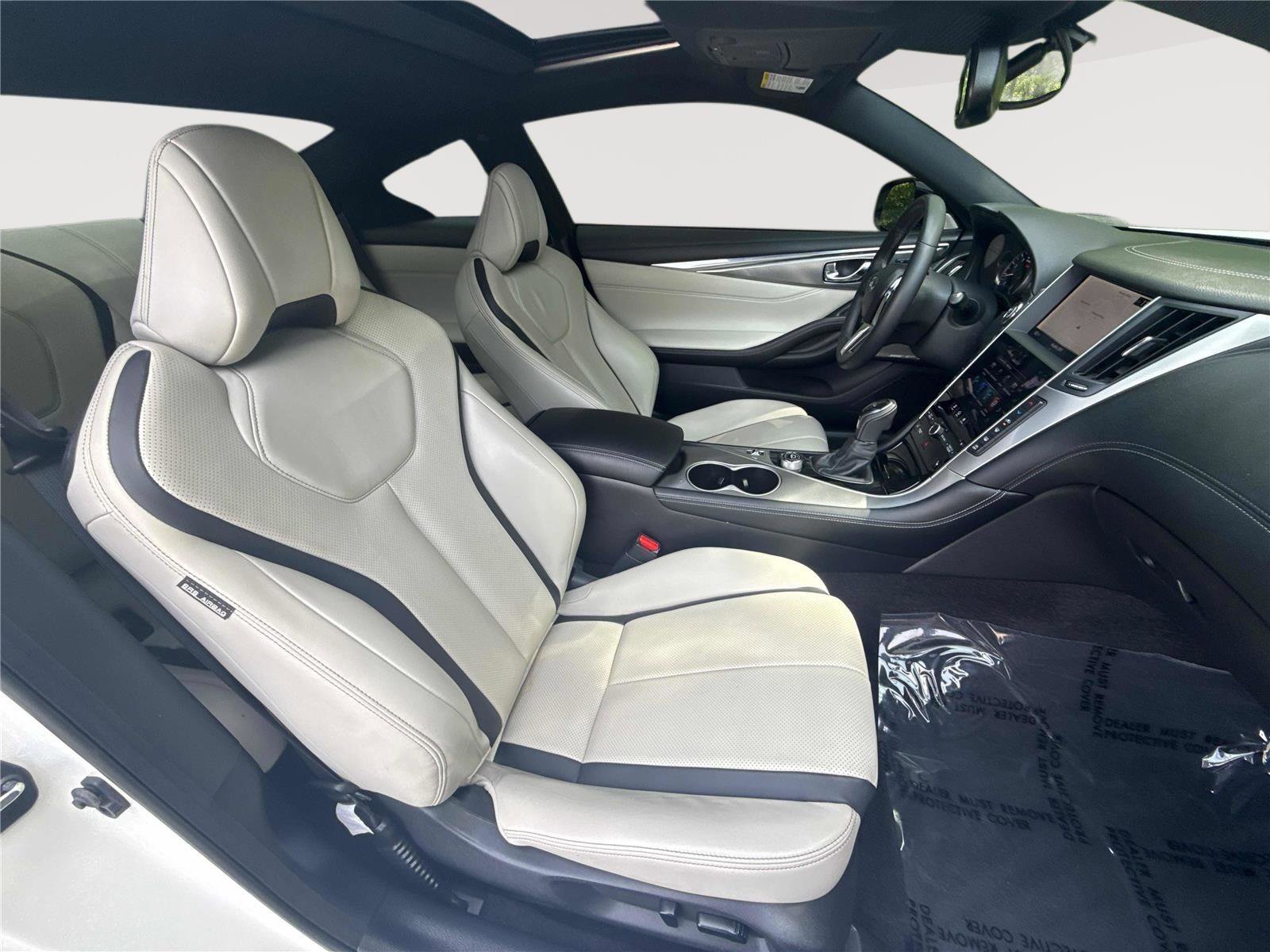 Used 2022 INFINITI Q60 3.0t Luxe w/ Essential Package image 24