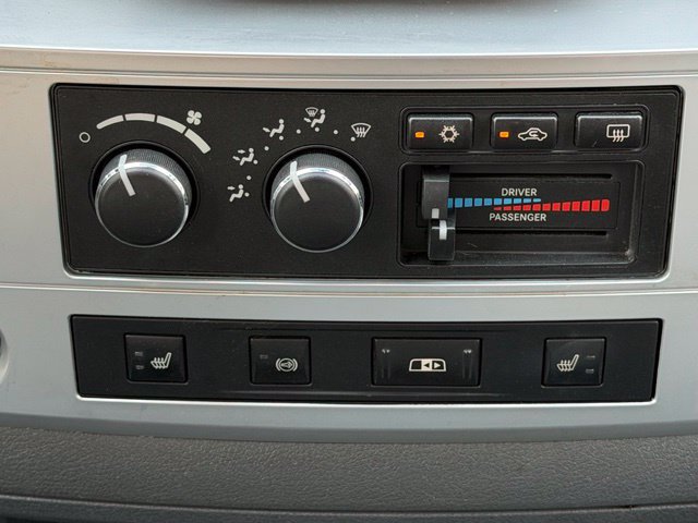 Used 2008 Dodge Ram 3500 Truck Laramie AWD/4WD image 25
