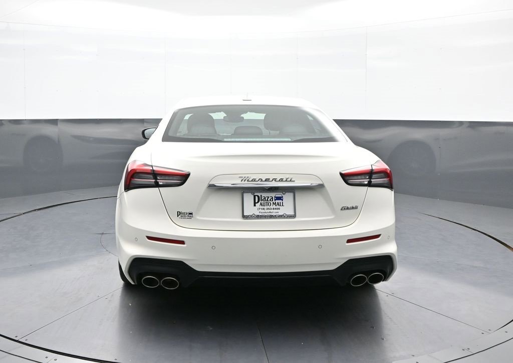 Used 2022 Maserati Ghibli Modena image 7
