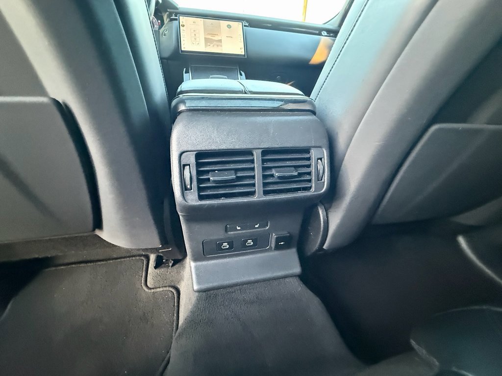 Used 2024 Land Rover Range Rover Velar Dynamic HSE image 19