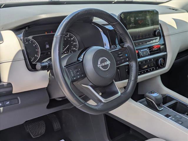 Used 2022 Nissan Pathfinder SL w/ SL Black Package AWD/4WD image 10