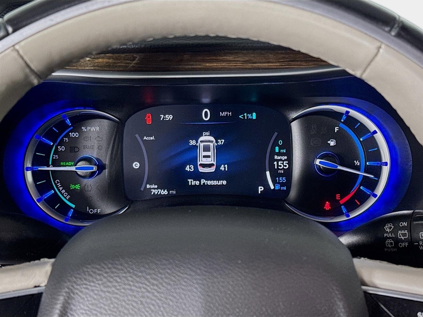 Used 2021 Chrysler Pacifica Limited w/ Uconnect Theater Family Group image 14