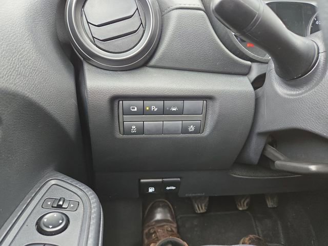 Used 2023 Nissan Versa S image 23