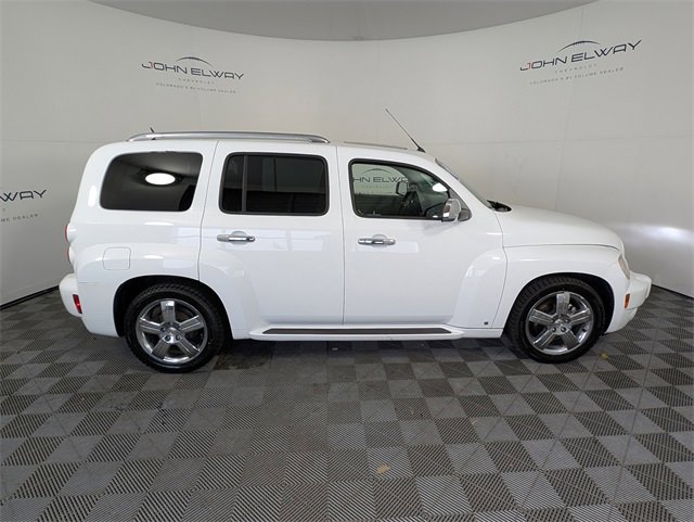 Used 2009 Chevrolet HHR LT w/ LT Preferred Equipment Group image 7