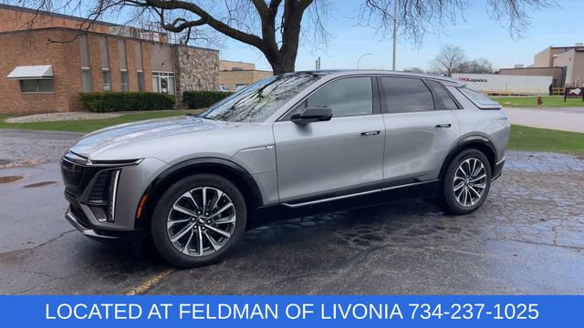 Used 2024 Cadillac Lyriq Sport image 4