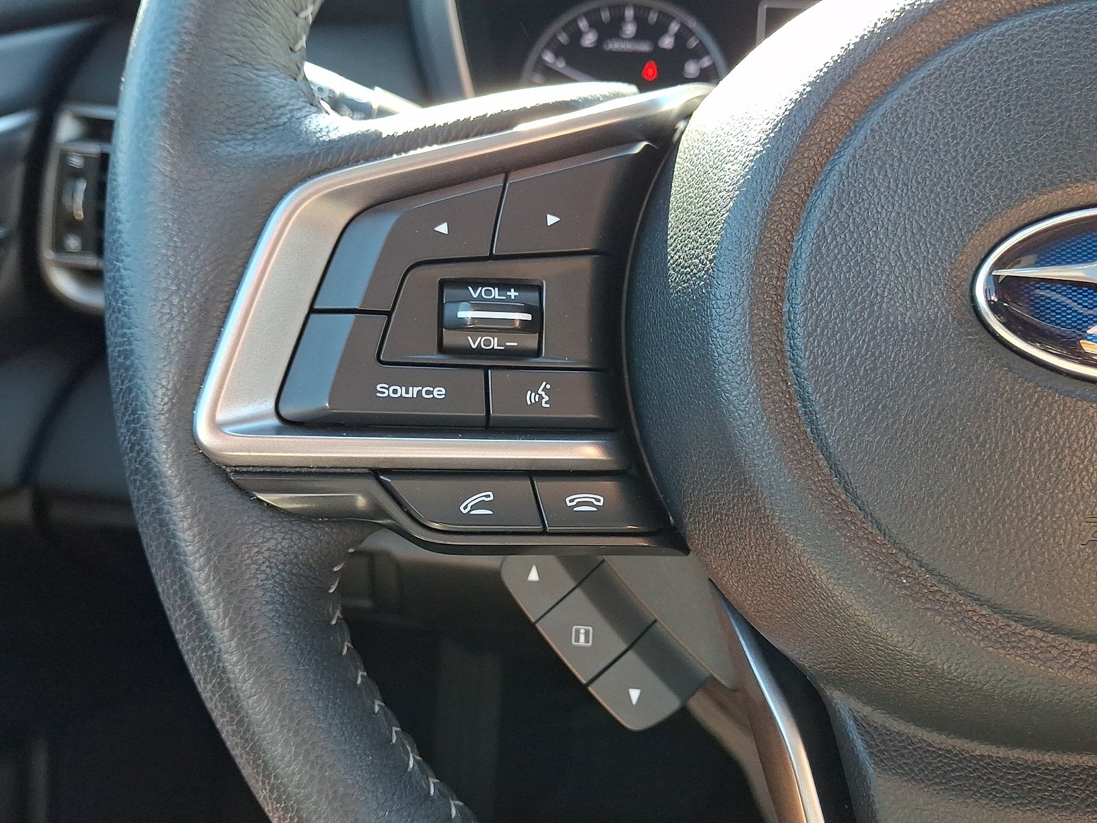 Used 2020 Subaru Outback Limited AWD/4WD image 23