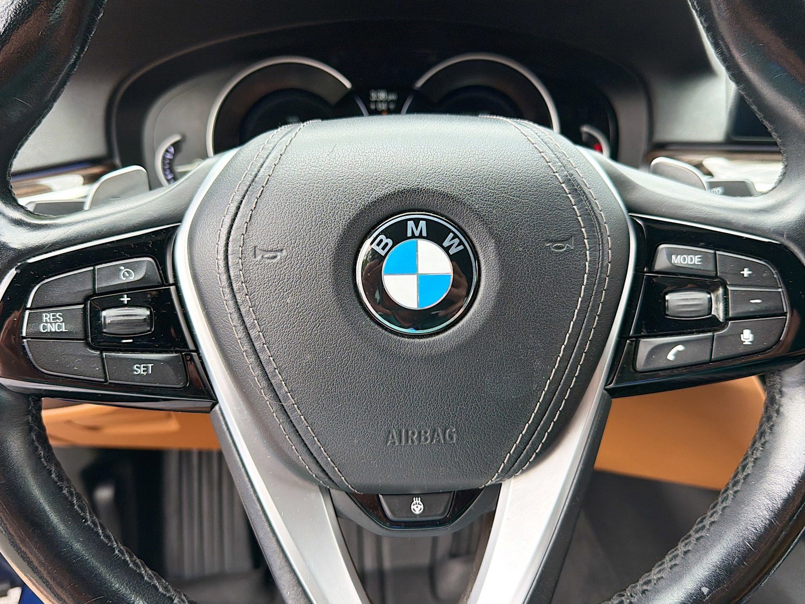 Used 2017 BMW 530i xDrive AWD/4WD image 16