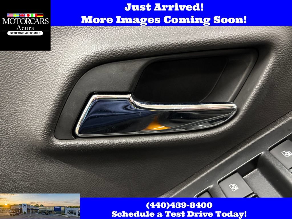Used 2017 Chevrolet Trax LT w/ Sun & Sound Package FWD image 12