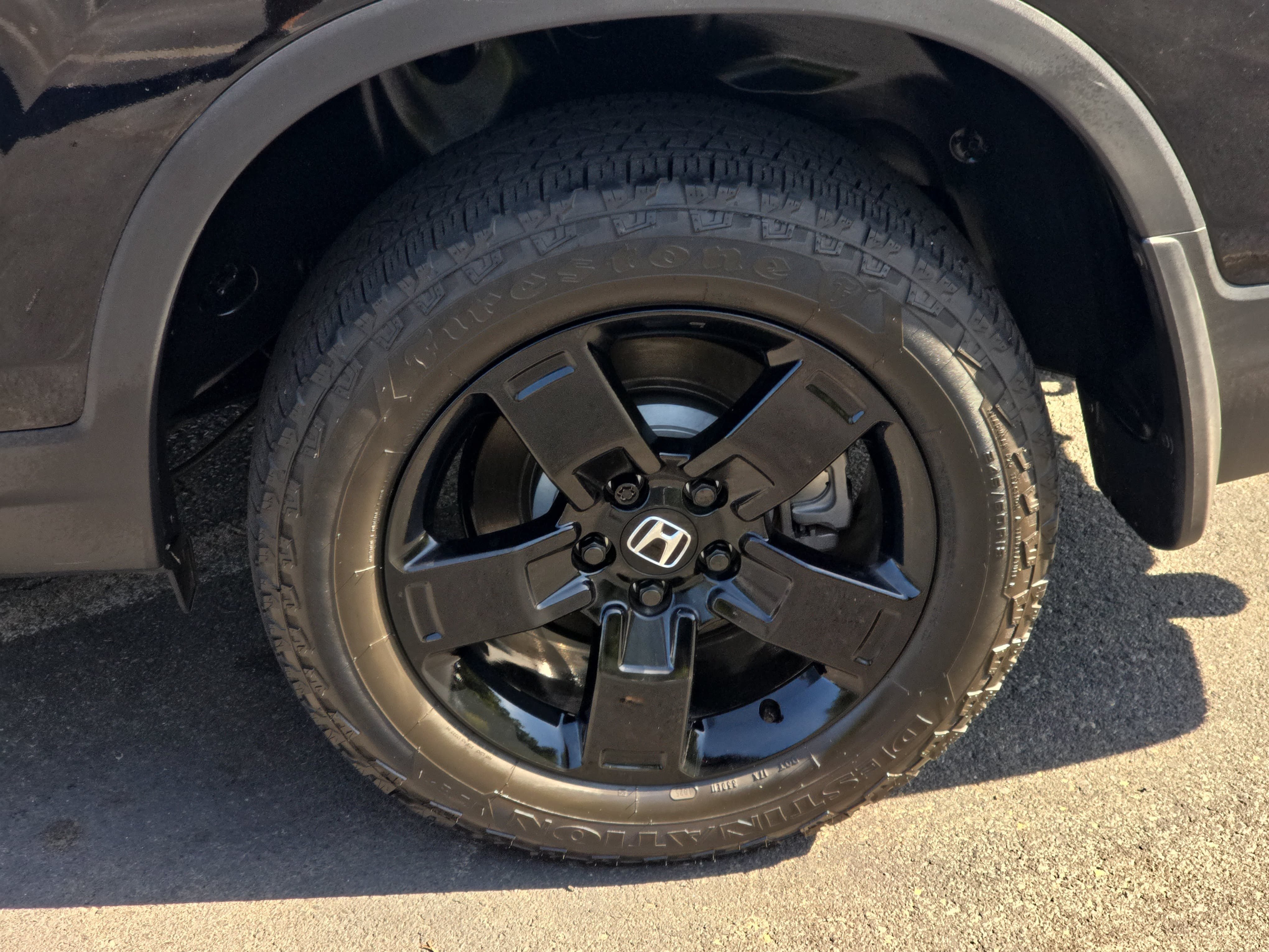Certified 2025 Honda Ridgeline Black Edition image 34