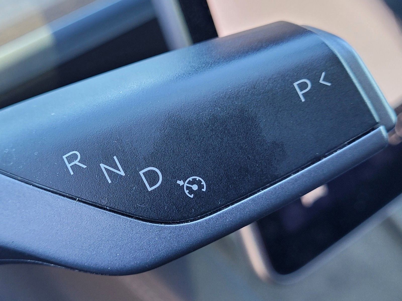 Used 2022 Tesla Model Y Long Range AWD/4WD image 25