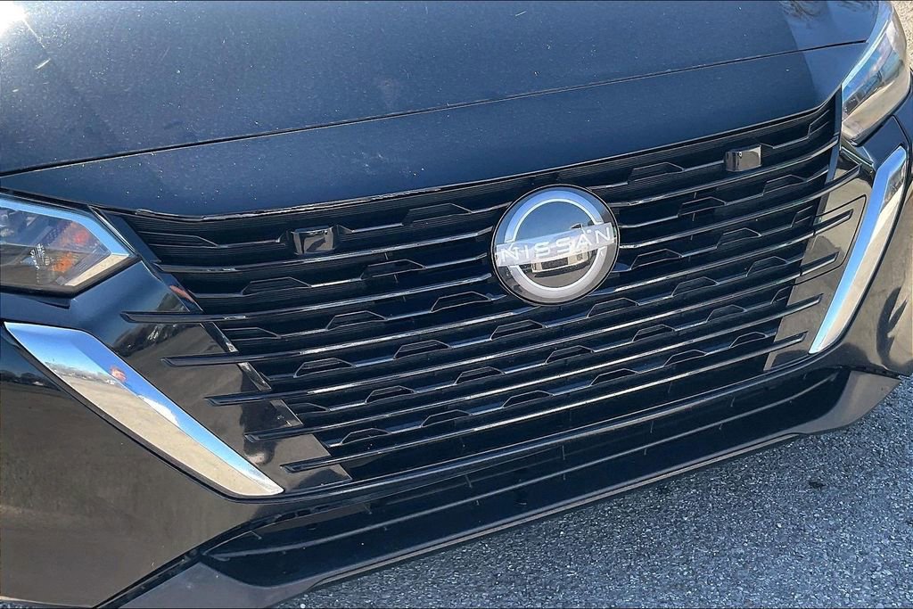 Used 2024 Nissan Sentra S image 32