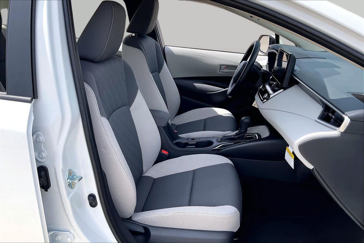 Certified 2026 Toyota Corolla LE FWD image 9