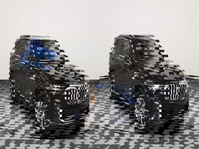 New 2026 BMW X5 xDrive50e w/ Premium Package