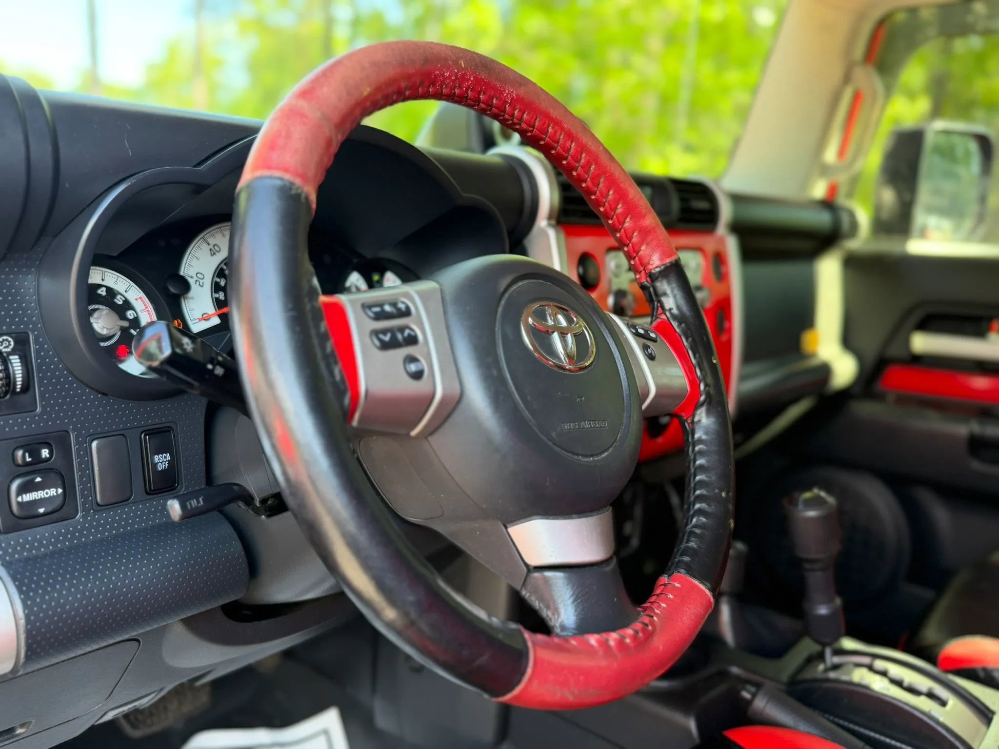 Used 2012 Toyota FJ Cruiser 4WD w/ Trail Teams Special Edition image 10