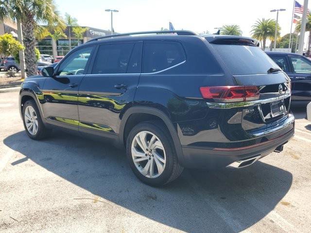 Used 2023 Volkswagen Atlas SE image 5