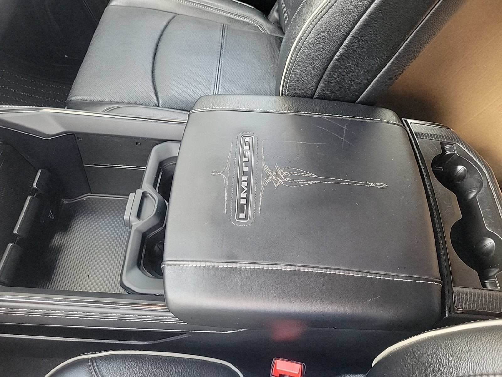 Used 2024 RAM 2500 Limited AWD/4WD image 23