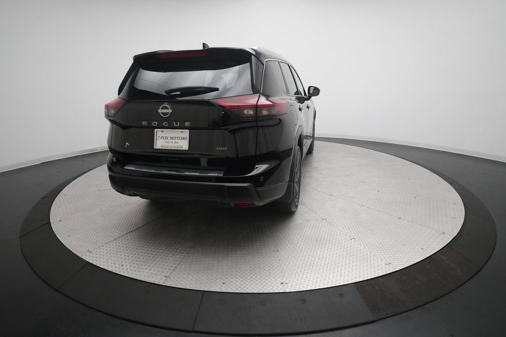 Certified 2025 Nissan Rogue SV w/ SV Premium Package image 13