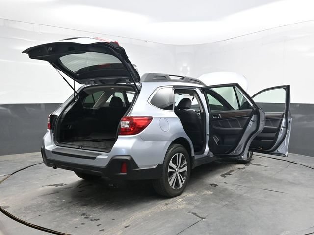 Used 2019 Subaru Outback 2.5i Limited AWD/4WD image 45