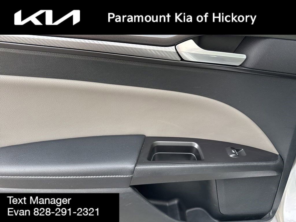 Used 2017 Ford Fusion Sport w/ Equipment Group 401A image 10