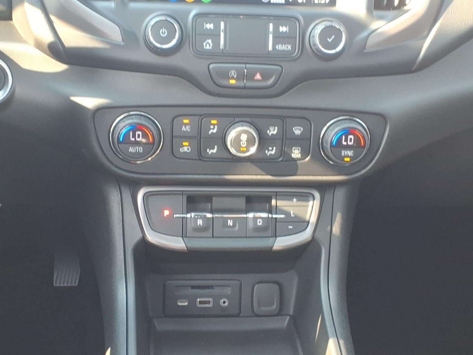 Certified 2022 GMC Terrain AT4 AWD/4WD image 10