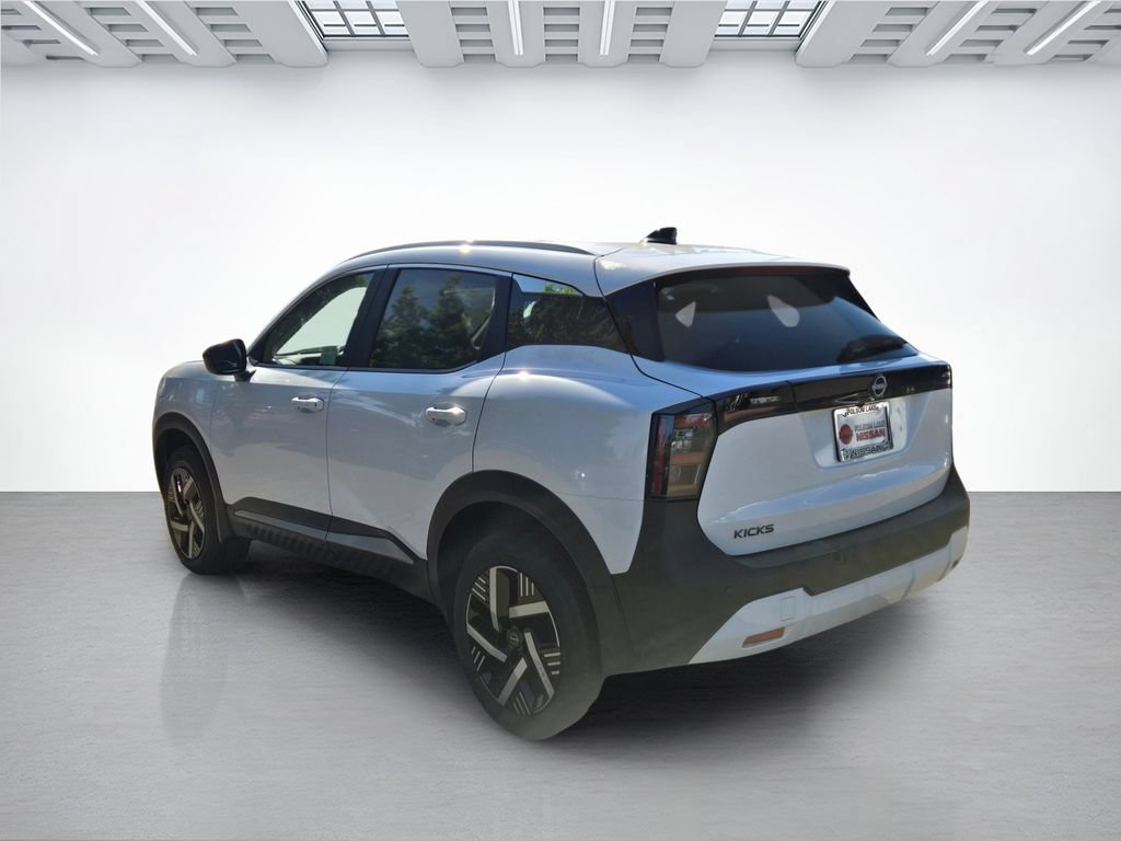 New 2026 Nissan Kicks SV FWD image 6