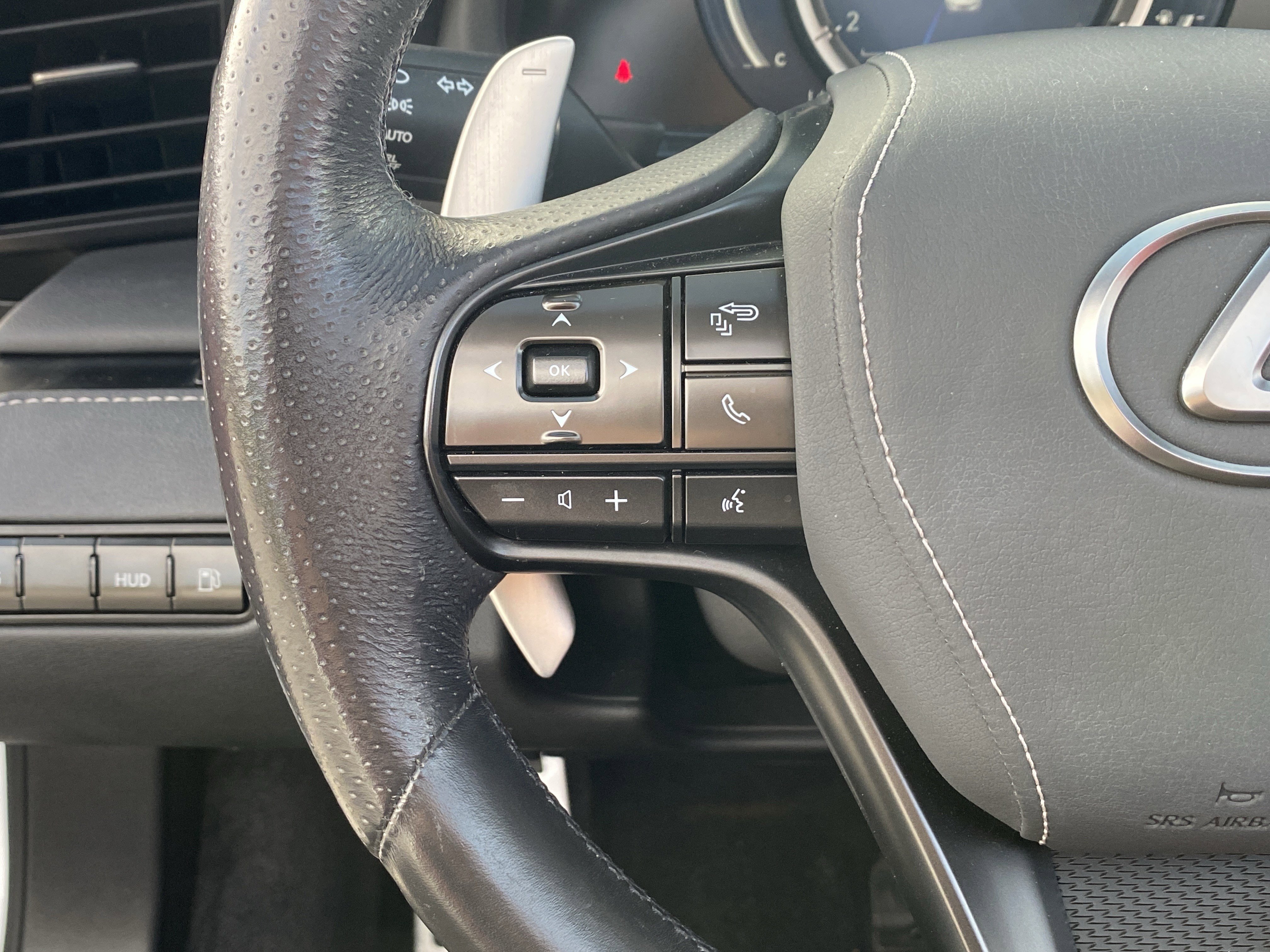 Used 2021 Lexus LC 500 Convertible image 29