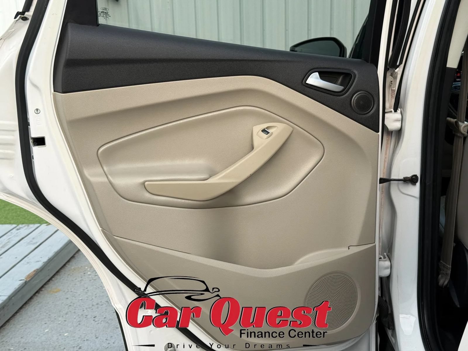 Used 2018 Ford Escape Titanium w/ Ford Safe & Smart Package FWD image 13