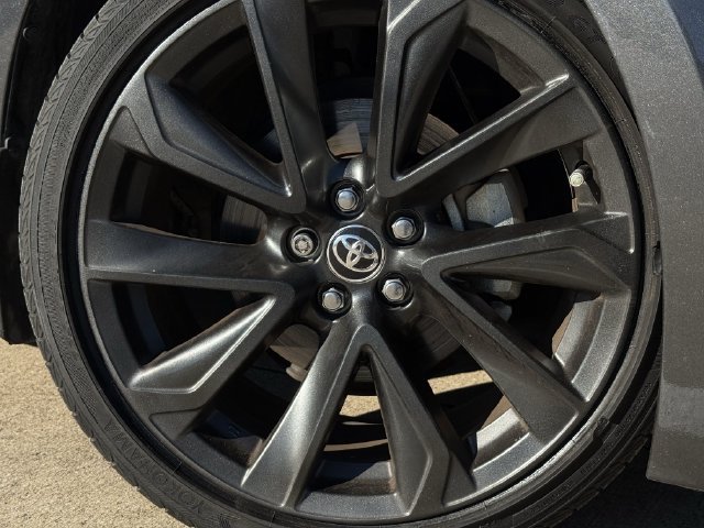 Used 2025 Toyota Corolla XSE FWD image 8