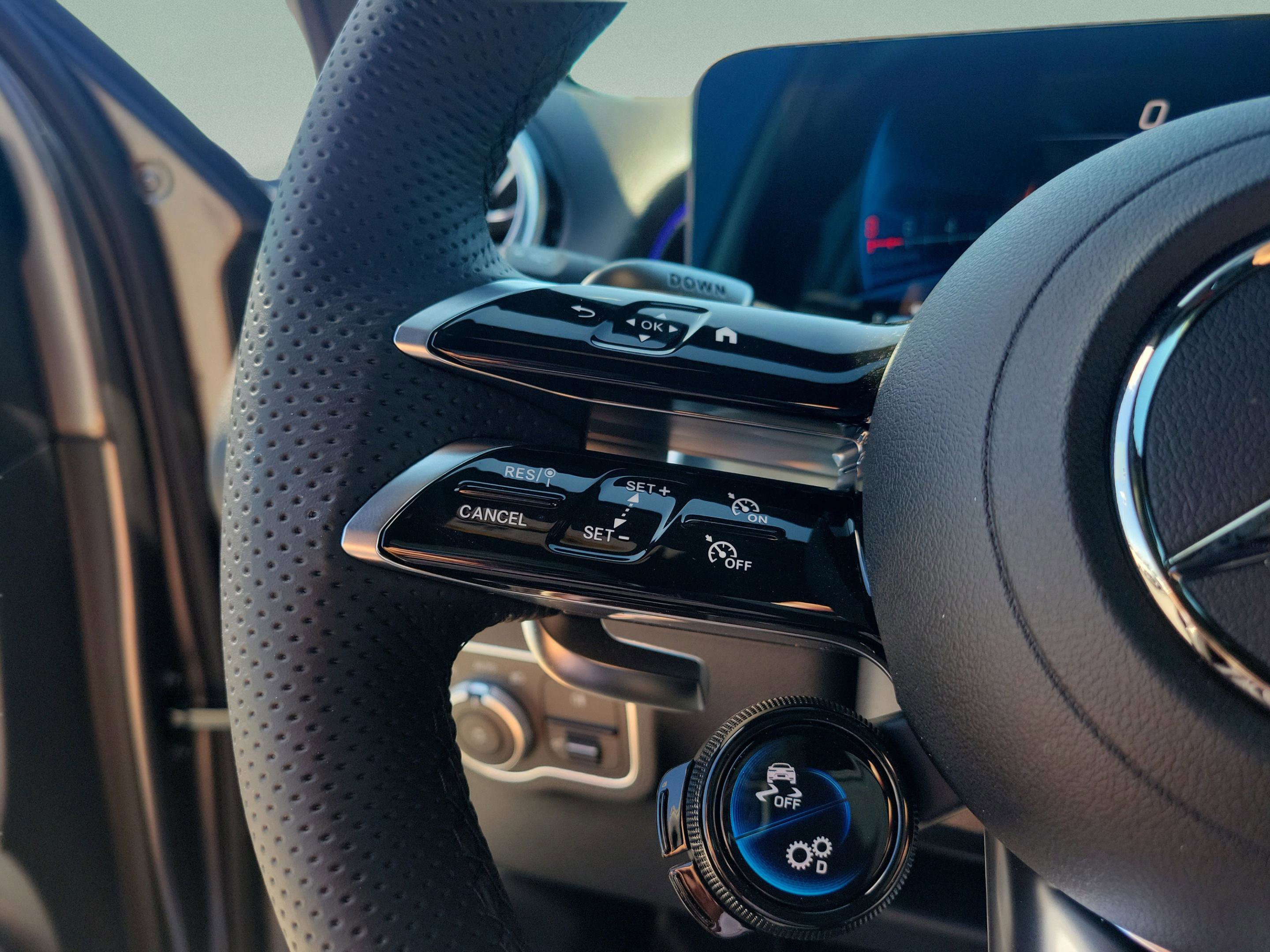New 2026 Mercedes-Benz GLB 35 AMG 4MATIC image 23
