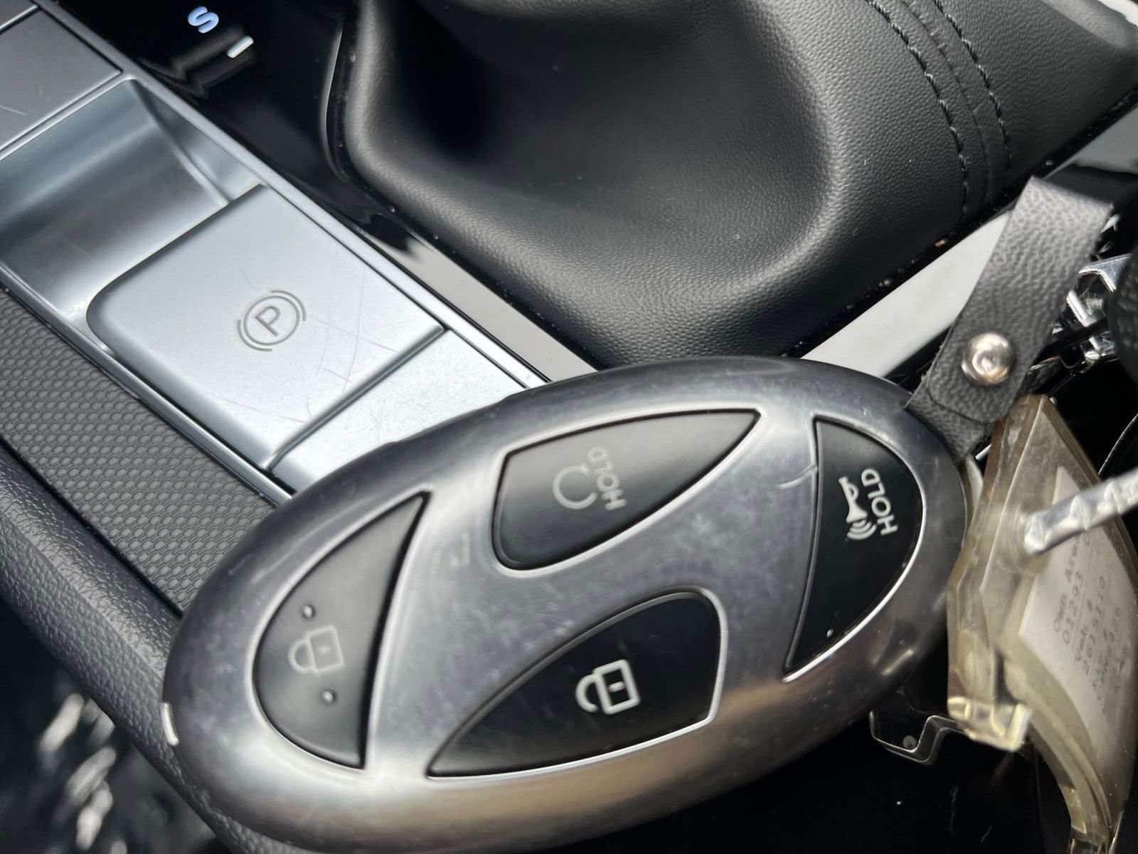 Used 2025 Hyundai Elantra SEL FWD image 27