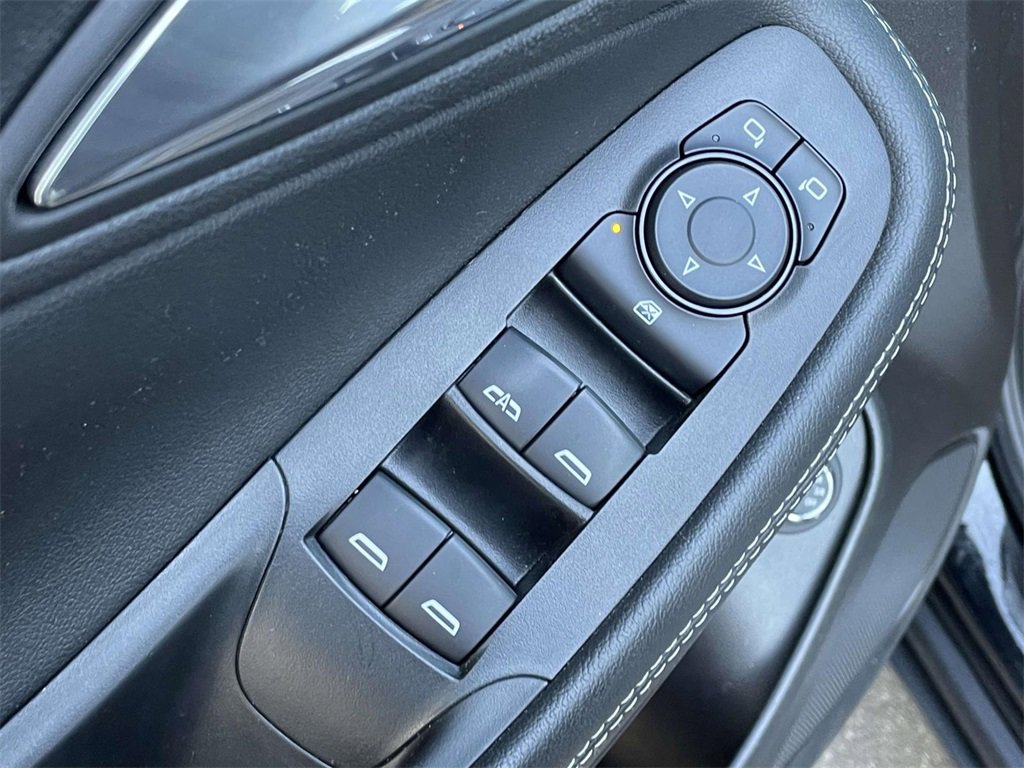 Used 2022 Buick Encore GX Select image 15