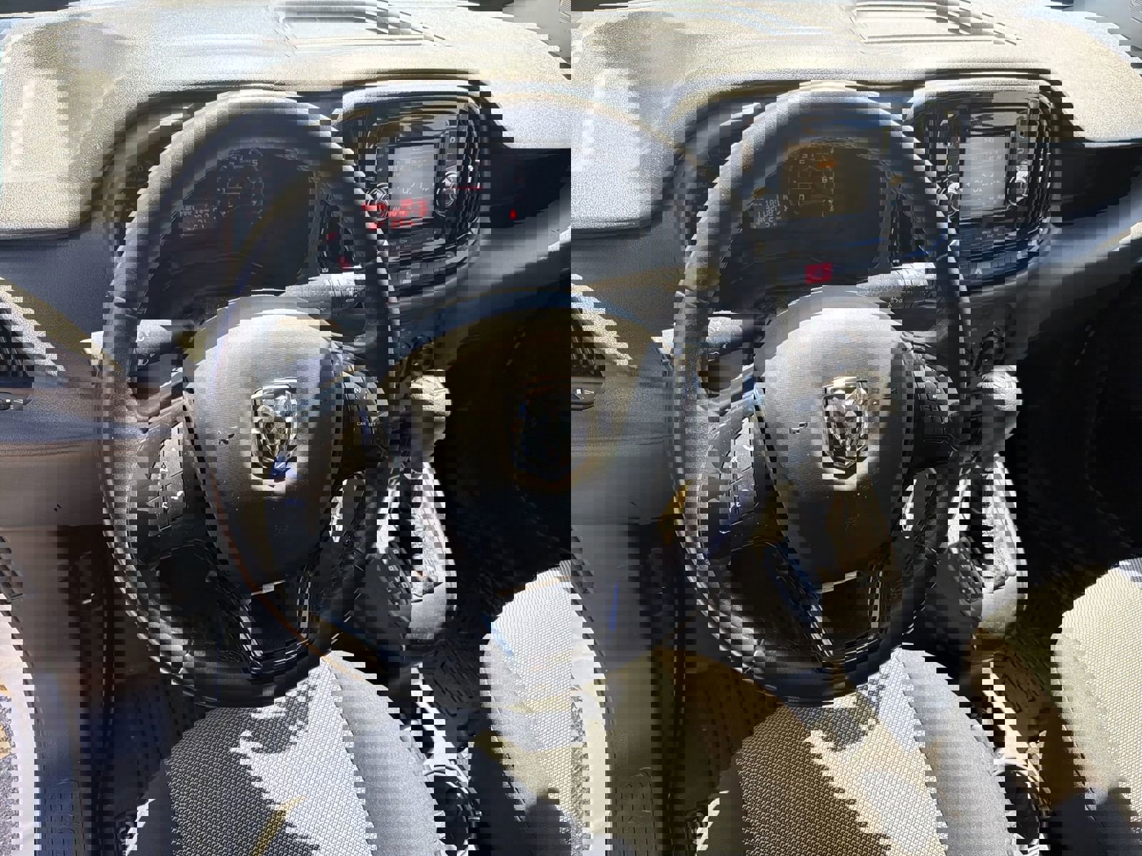 Used 2017 RAM ProMaster City Tradesman w/ Rear Back-up Camera Group image 18