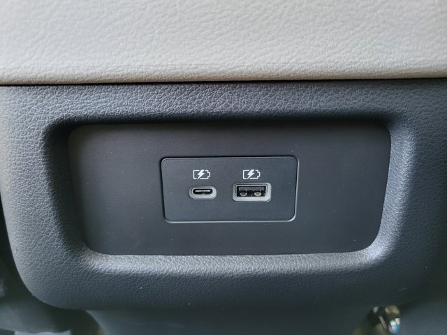 New 2025 Nissan Pathfinder SL image 21