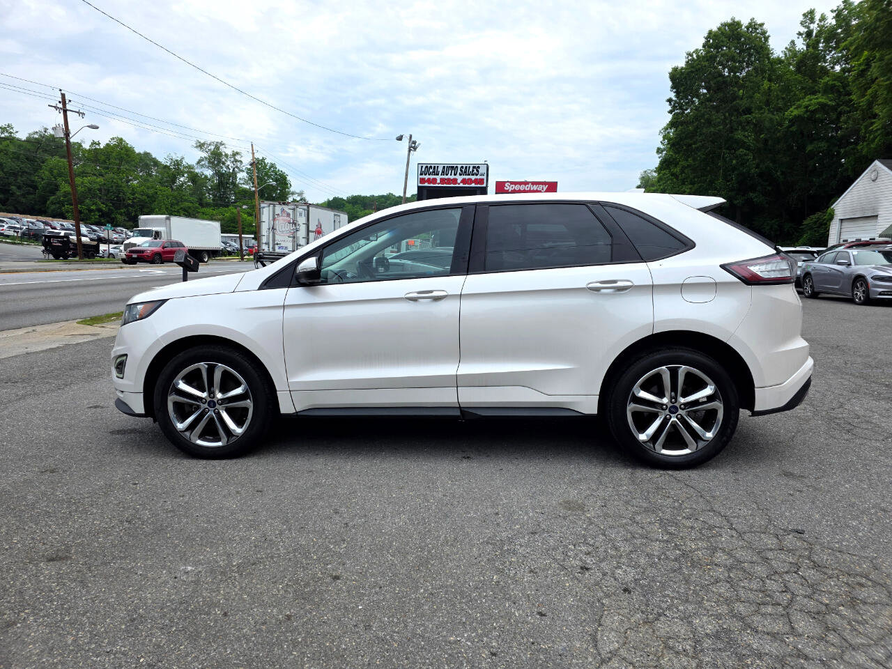 Used 2018 Ford Edge Sport image 8