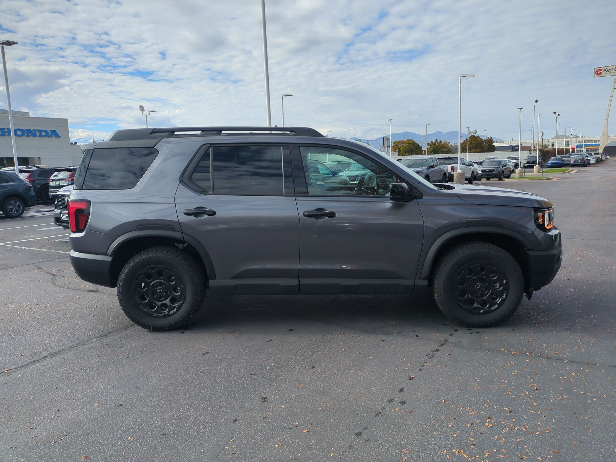 New 2026 Honda Passport TrailSport Elite image 2