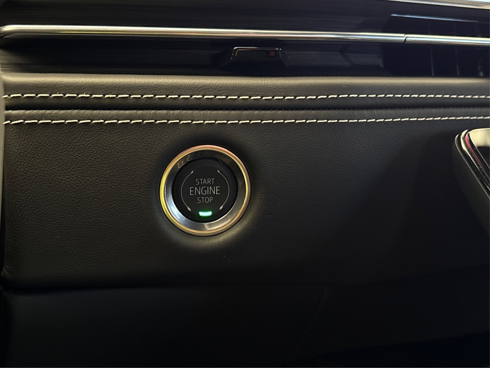 New 2026 Cadillac Escalade Platinum Sport AWD/4WD image 27
