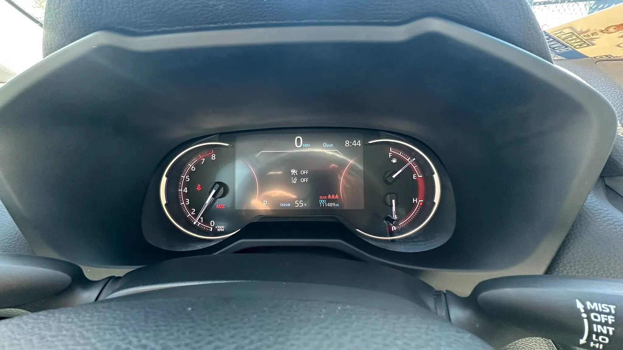 Used 2023 Toyota RAV4 LE AWD/4WD image 10