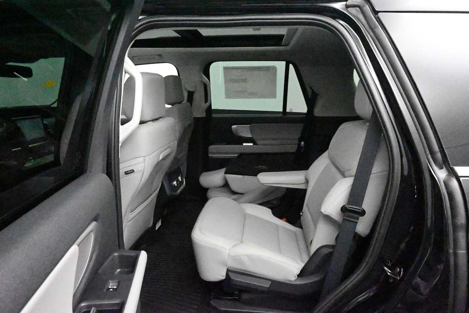 New 2026 Ford Expedition Active AWD/4WD image 22