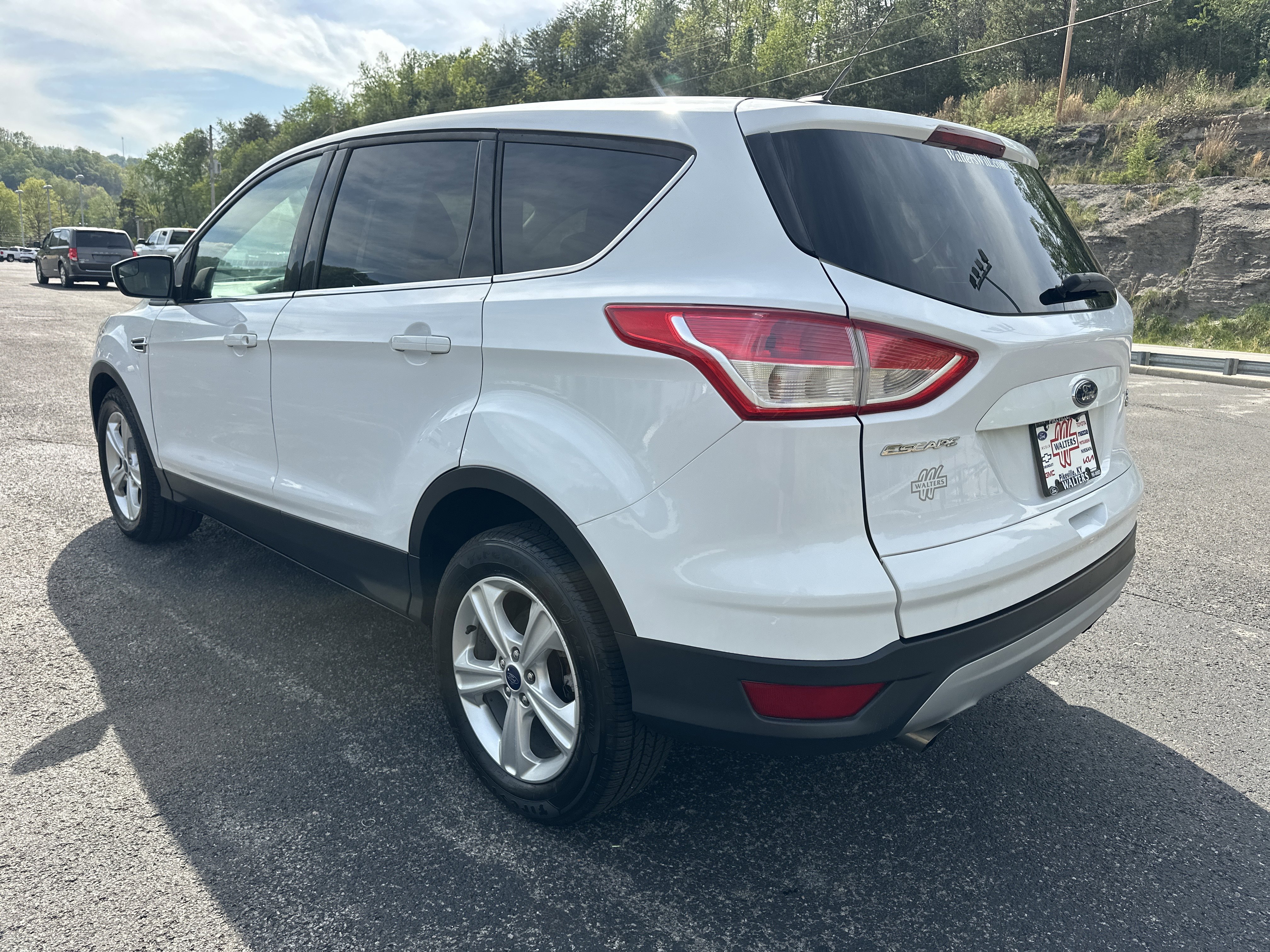 Used 2016 Ford Escape SE image 5