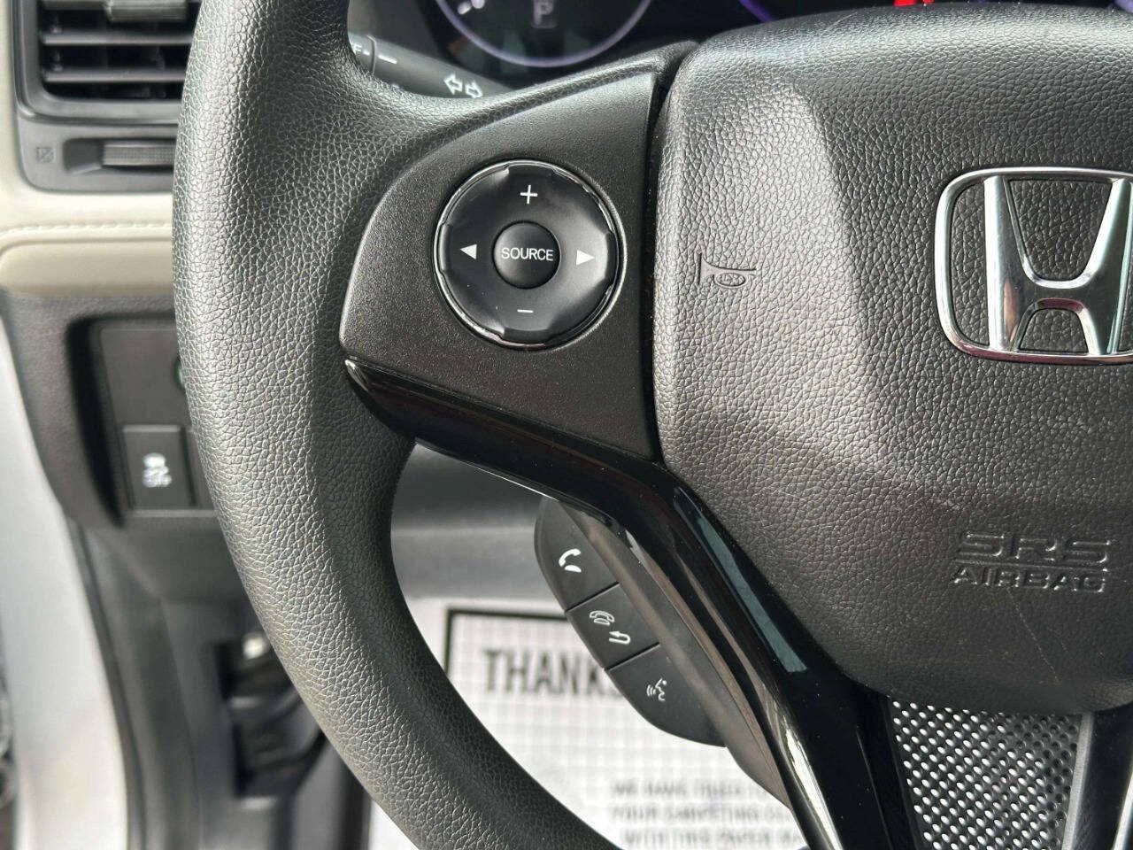 Used 2019 Honda HR-V LX image 16