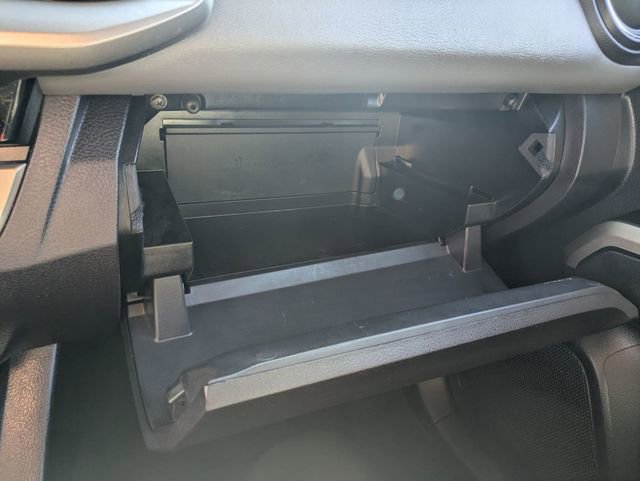 Used 2018 Toyota Tacoma SR5 image 20