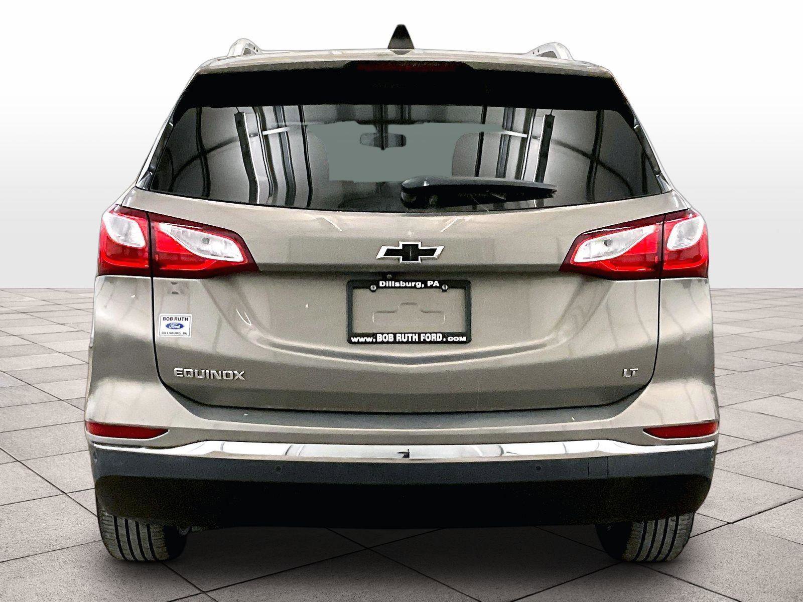 Used 2019 Chevrolet Equinox LT w/ Sun & Navigation Package image 4