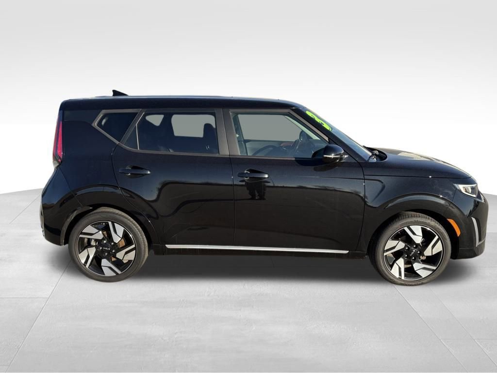 Used 2023 Kia Soul GT-Line w/ GT-Line Technology Package image 7