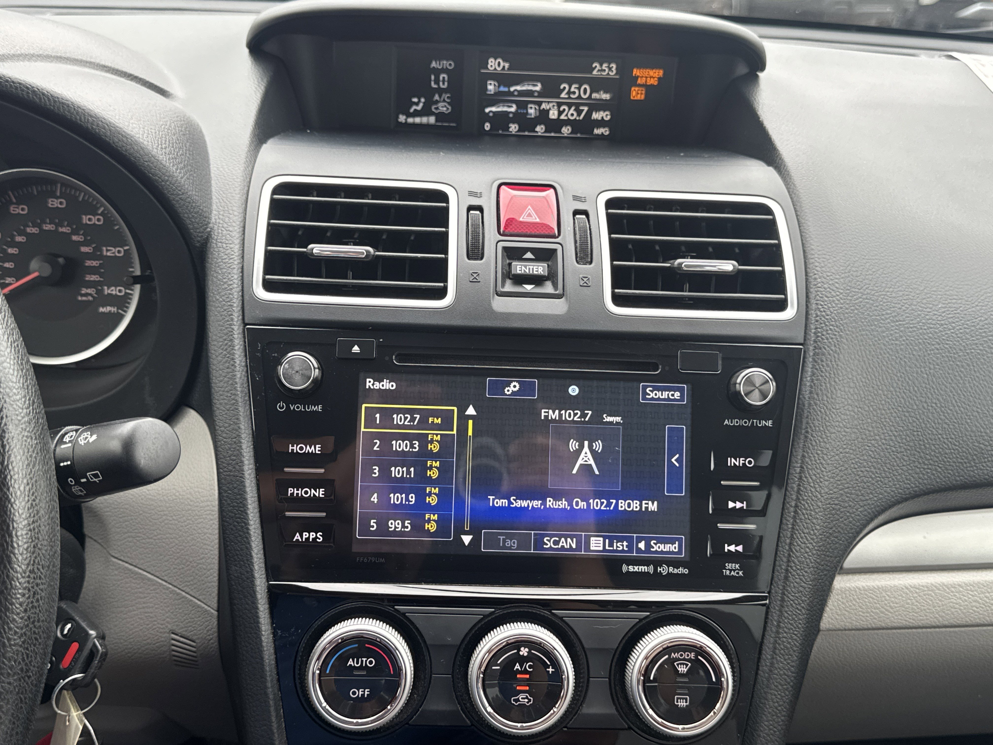 Used 2018 Subaru Forester 2.5i Premium w/ All-Weather Package AWD/4WD image 18