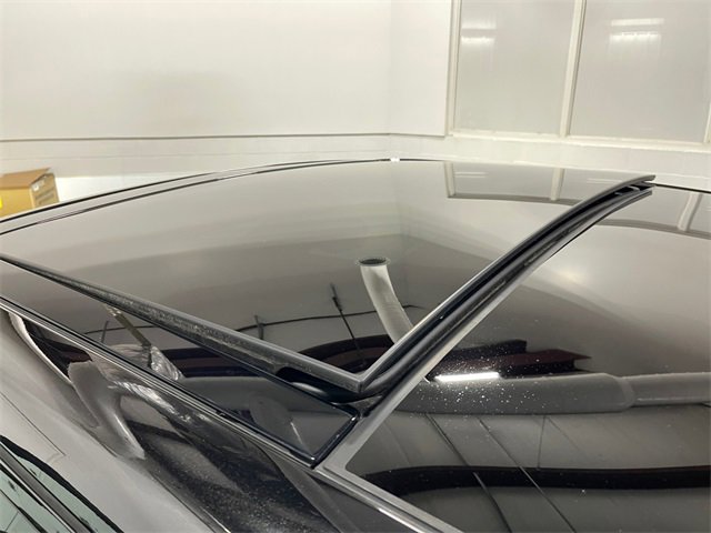 Used 2024 Land Rover Range Rover Evoque S image 19