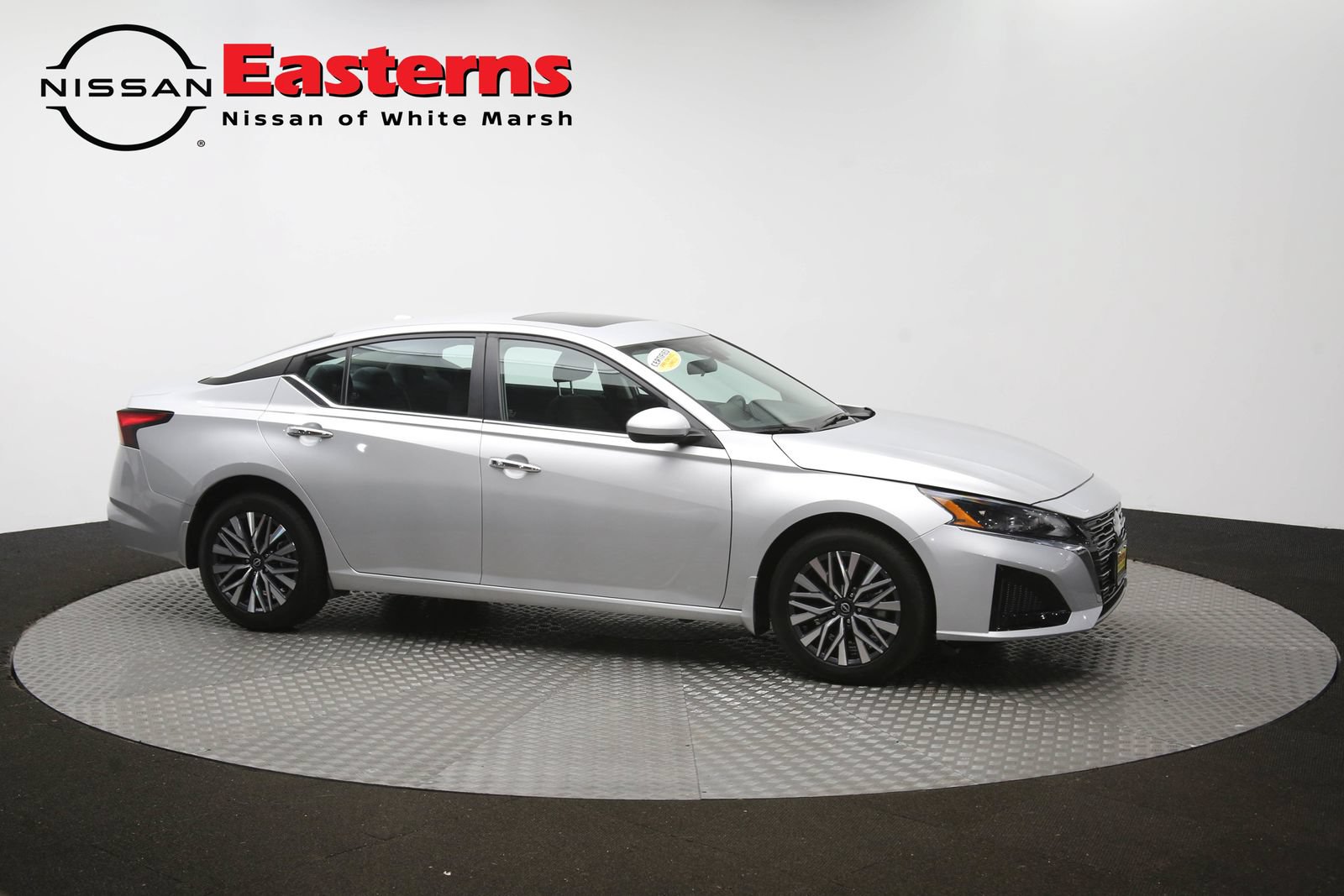 Used 2023 Nissan Altima 2.5 SV w/ SV Premium Package AWD/4WD image 48