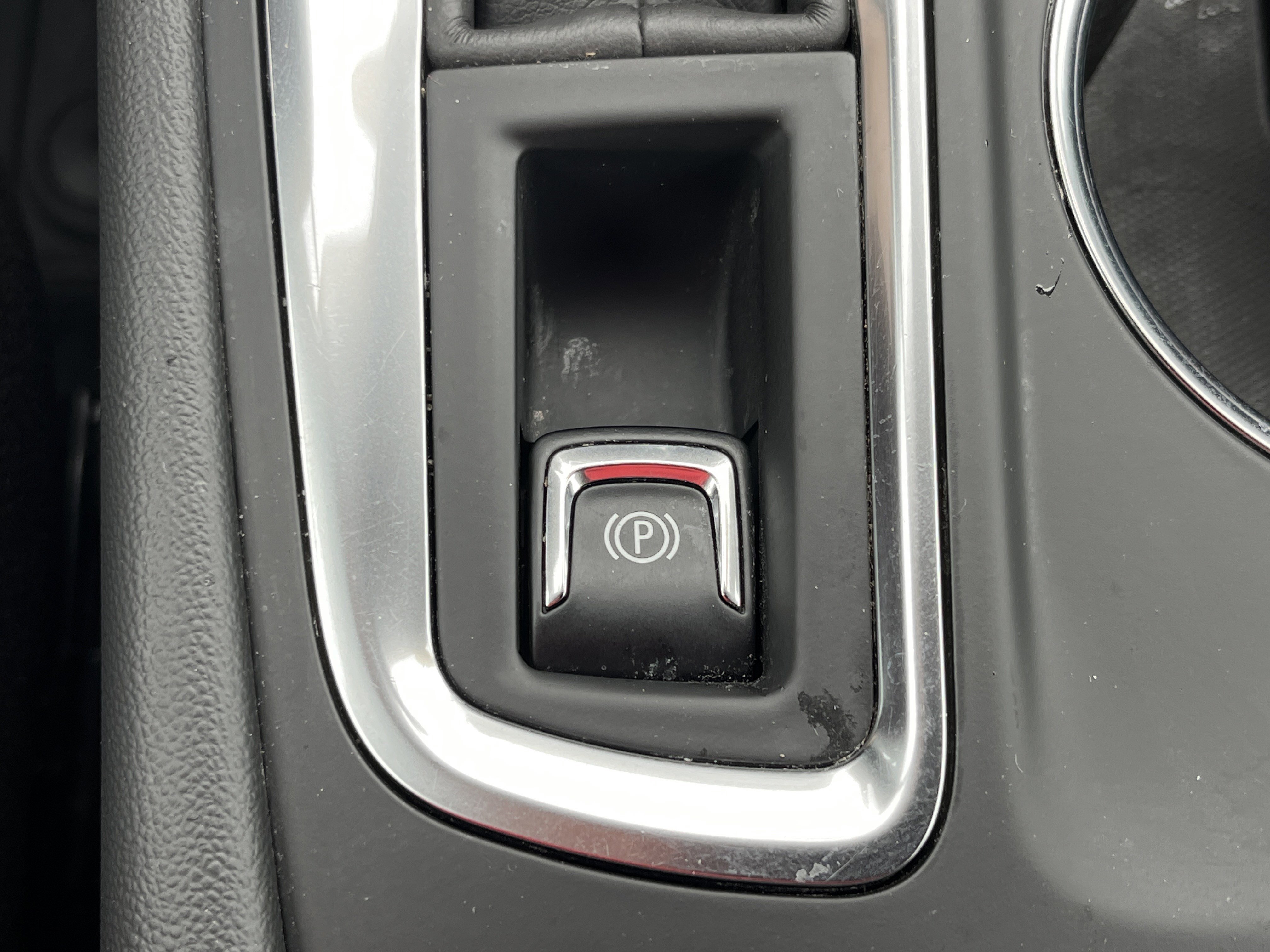 Used 2024 Chevrolet Equinox LS w/ LPO, Floor Liner Package FWD image 8