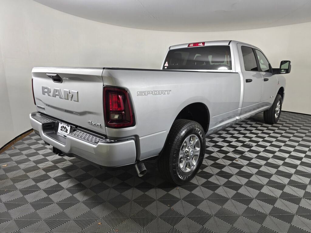 New 2026 RAM 3500 Big Horn image 4