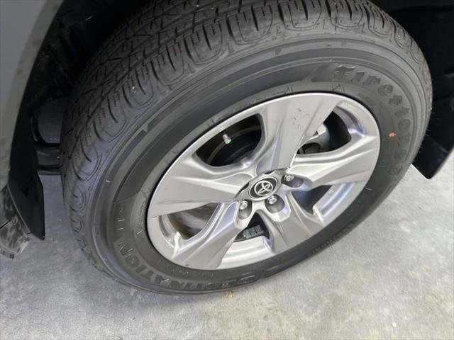 Certified 2025 Toyota RAV4 XLE w/ Convenience Package FWD image 9